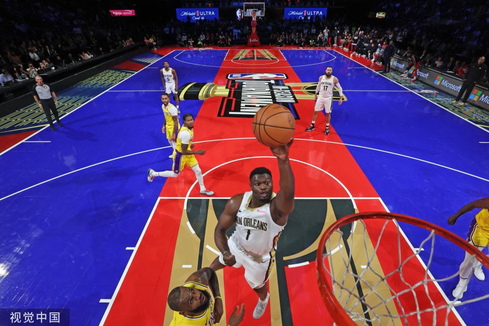 疑是令人振 疑是令人振