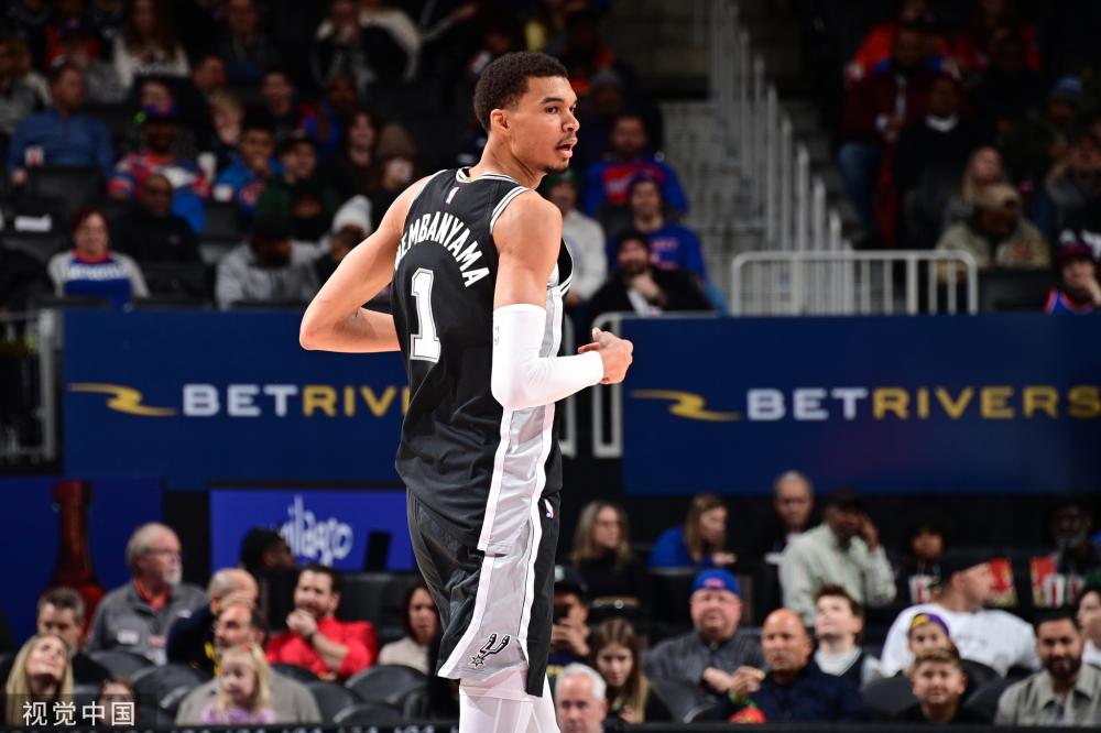 通过引入这 通过引入这